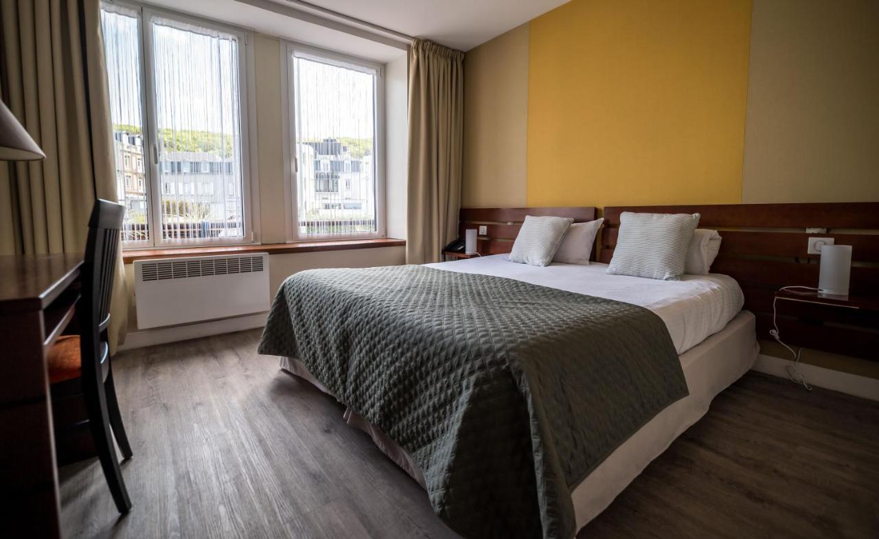 Logis Hotel - La Petite Rade Le Havre Bagian luar foto